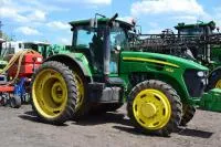 Узкие колеса для работы в междурядьях на John Deere 7030